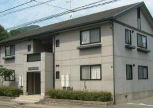 パークサイド香椎東 2階建