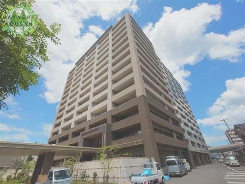 オーヴィジョン南春日 14階建