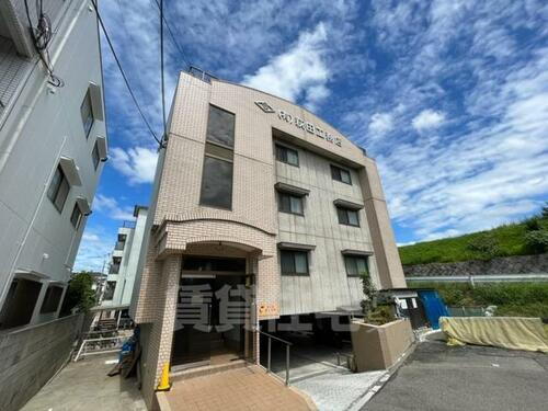 服部マンション 4階建