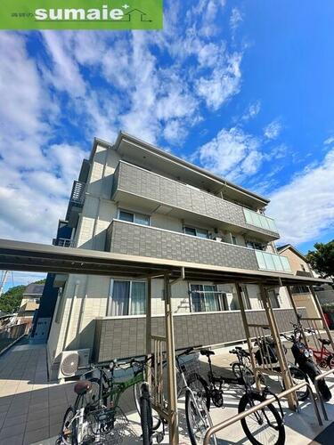 和歌山県海南市重根西２丁目 3階建 築2年8ヶ月
