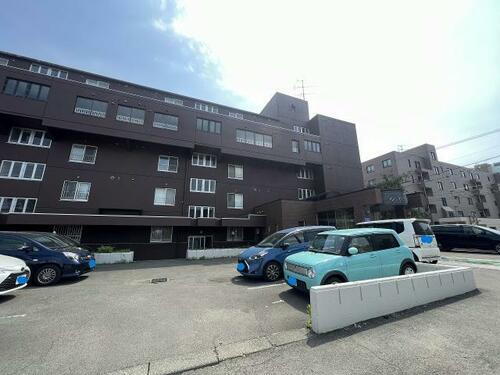 北海道札幌市中央区南二十三条西８丁目 賃貸マンション