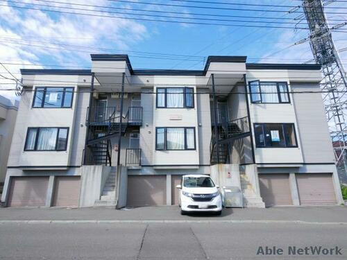 北海道札幌市白石区北郷二条８丁目 賃貸アパート