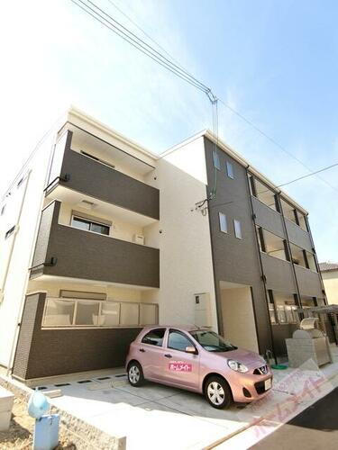 セレニティ桜之町東Ｂ 3階建