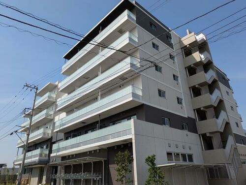 埼玉県さいたま市緑区大字中野田  6階建