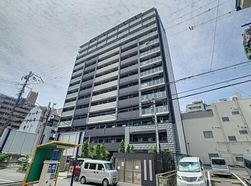 プレサンス三宮東フィール 14階建