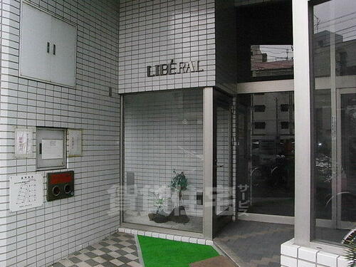 愛知県名古屋市中区新栄１丁目 7階建