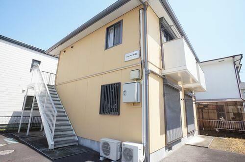 神奈川県南足柄市中沼 賃貸アパート