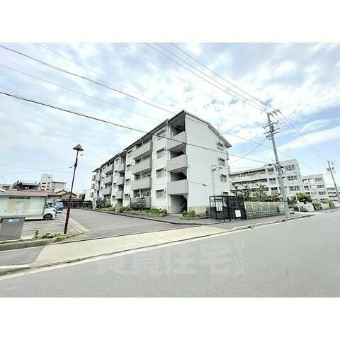 宝生住宅Ｂ棟 4階建