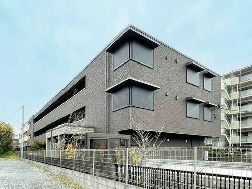 千葉県市川市南八幡１丁目 賃貸マンション