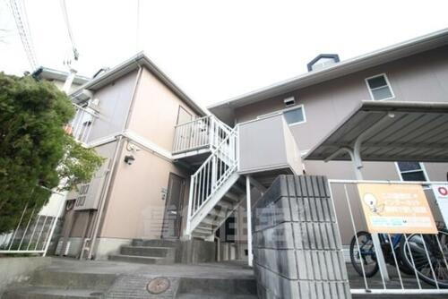 ファミール長田 2階建