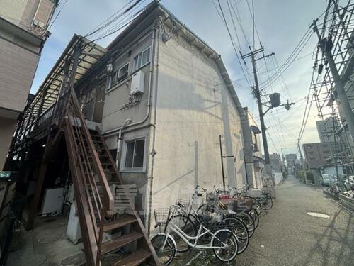 大阪府堺市北区北長尾町３丁 2階建