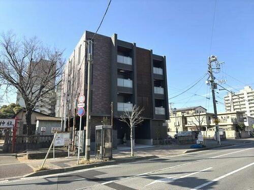 千葉県千葉市中央区新宿１丁目 賃貸マンション