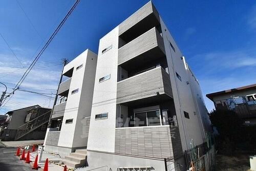 愛知県名古屋市南区呼続２丁目 3階建
