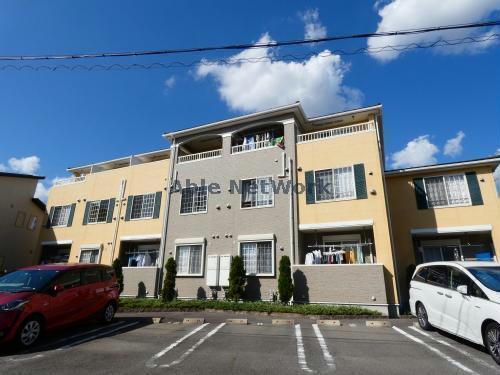 愛知県刈谷市恩田町１丁目 テラスハウス