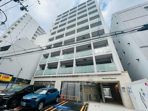 大阪府大阪市北区堂山町 10階建