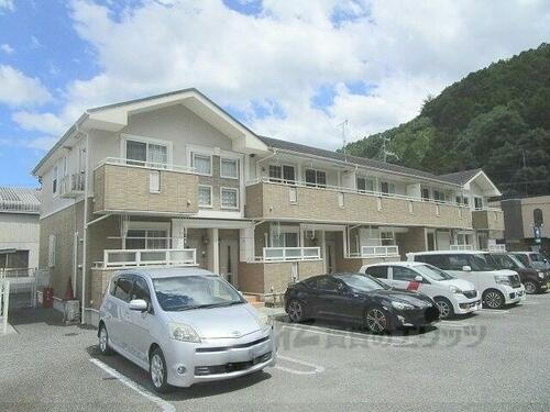 兵庫県丹波篠山市杉 賃貸アパート