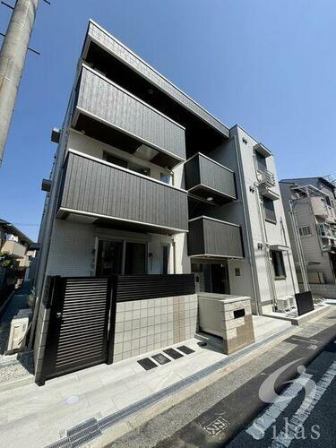 大阪府大阪市東住吉区湯里１丁目  3階建