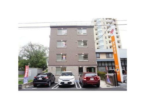 北海道札幌市中央区南十一条西１４丁目 4階建 築8年4ヶ月