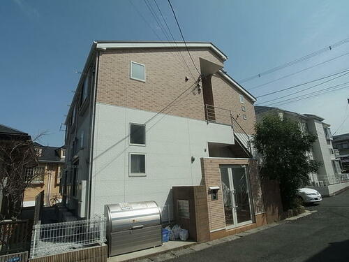 アザーレ栗谷 2階建