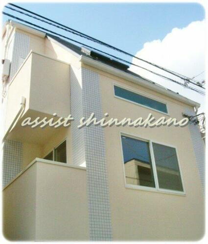 東京都中野区弥生町２丁目 地上2階地下1階建 築21年11ヶ月