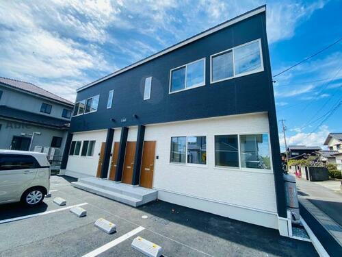 三重県津市三重町津興 賃貸アパート