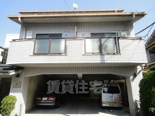 大阪府吹田市高浜町 3階建