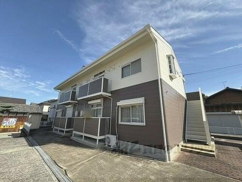 奈良県香芝市下田西１丁目 築32年4ヶ月 2階建