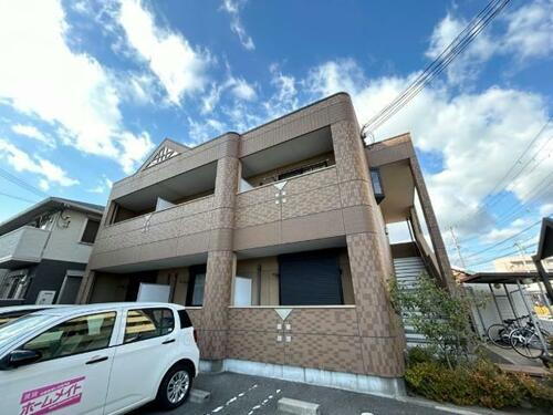 兵庫県姫路市亀山 築18年6ヶ月 2階建