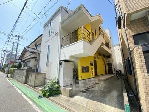 ハッピーフォエバー博多駅南 2階建