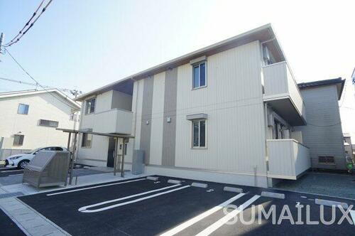 熊本県熊本市西区蓮台寺１丁目  2階建