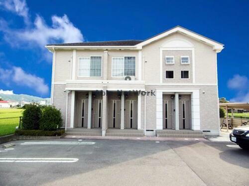 徳島県小松島市中田町字蛭子ノ本 賃貸アパート