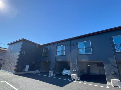 愛知県岡崎市上佐々木町字中切 テラスハウス