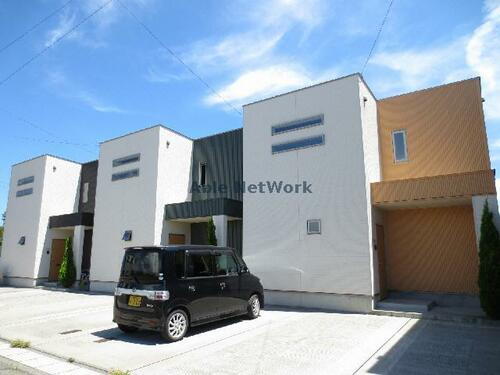 徳島県阿南市那賀川町中島 テラスハウス