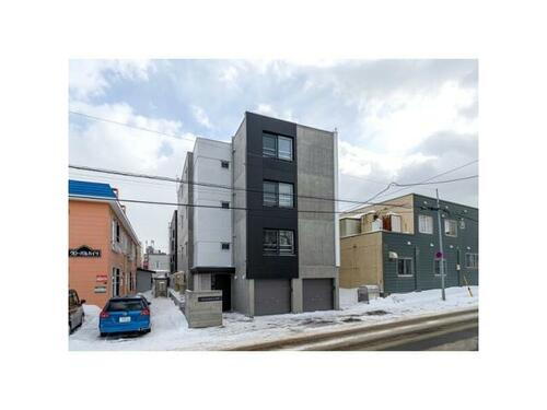 北海道札幌市白石区本通１７丁目南 賃貸マンション