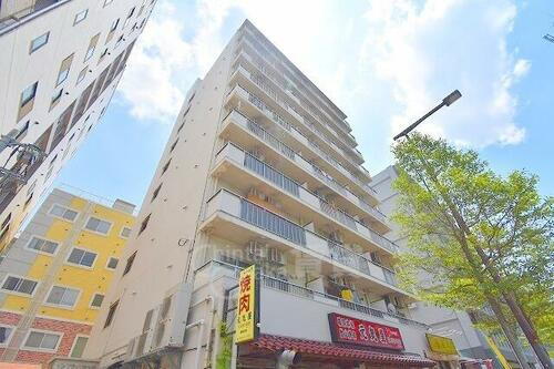 サンフラッツ新大阪本館 11階建