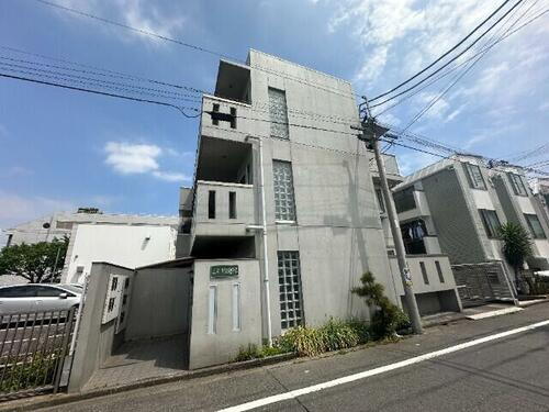 ＬＡ　ＶＥＲＤＥ 3階建