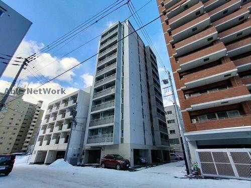 ＬＥＥ　ＳＰＡＣＥ　Ｎ４