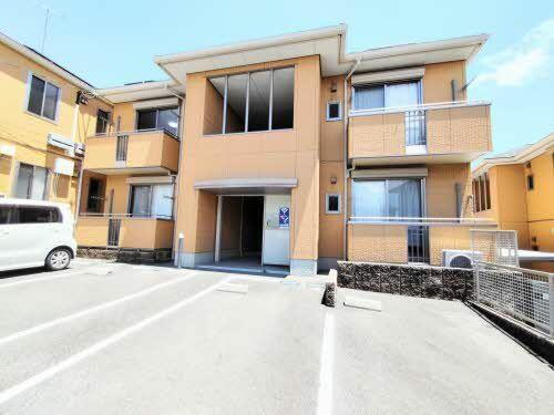 山口県宇部市中村３丁目 賃貸アパート