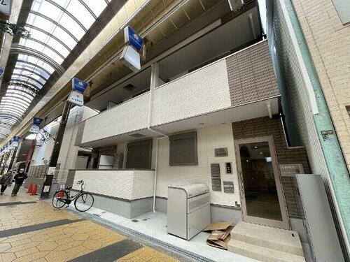大阪府大阪市生野区桃谷２丁目 3階建 築1年8ヶ月