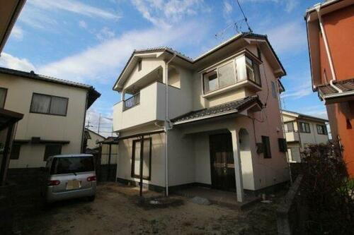 岡山県倉敷市上富井 2階建