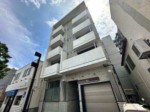 北海道札幌市西区琴似一条７丁目 5階建