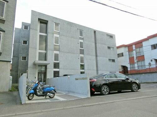 ハルトラーテ中の島