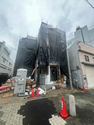 兵庫県神戸市兵庫区切戸町 築1年5ヶ月 3階建