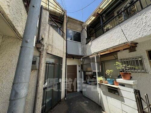 長洲本通１丁目テラスハウス 2階建