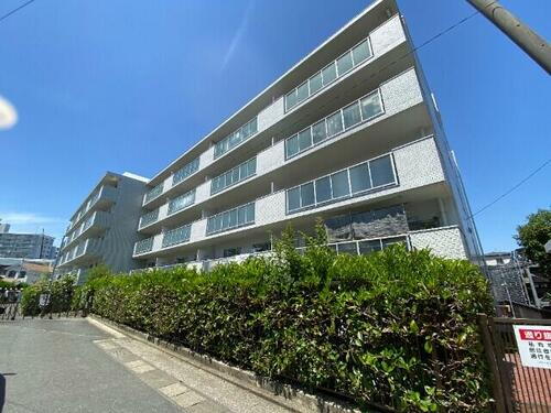 イトーピア西新 5階建