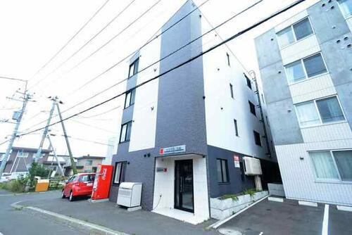 カステル美園 4階建