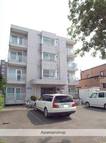ビッグバーンズマンションＮ２２ 4階建