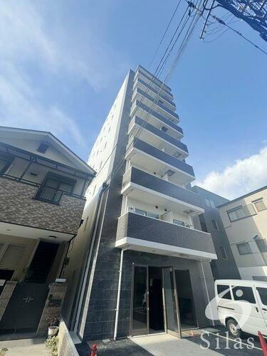 大阪府池田市槻木町 9階建