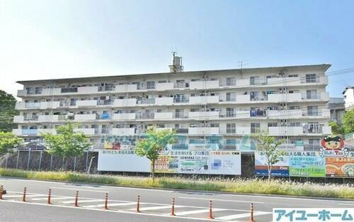 ヒルズ泉ヶ浦 5階建