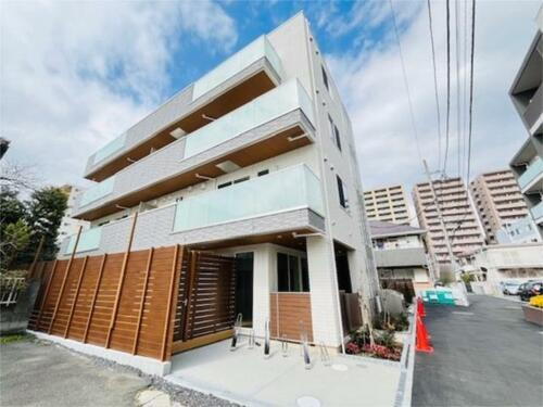 神奈川県茅ヶ崎市幸町 4階建